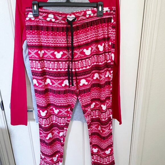 NEW LIVE LOVE DISNEY Juniors 2 Pc Fleece Mickey Mouse FairIsle Pajamas M NWT - Picture 6 of 9